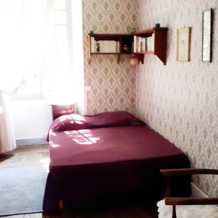 Bed and Breakfast La Cure Du Maine Charles Birac  Экстерьер фото